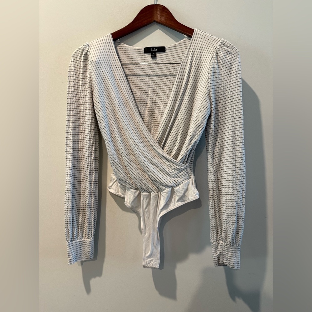 Lulu's white Textured Wrap Bodysuit Size S